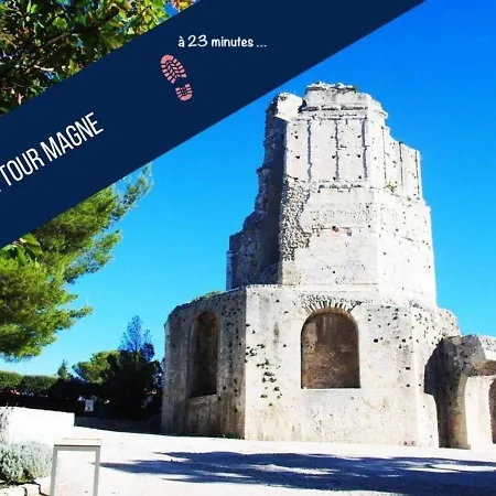 شقة La Porte Auguste نيم